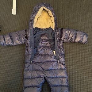Patagonia baby bunting. EUC. Only worn a few times.